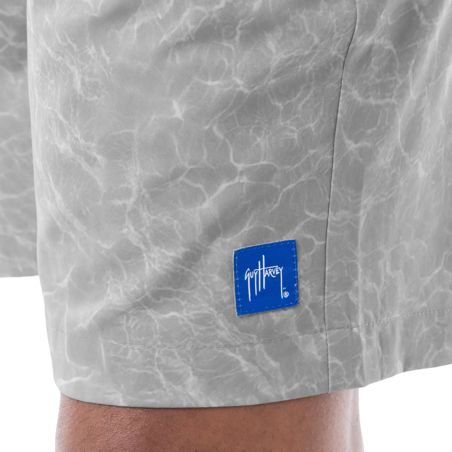 Mens 9" Shallow Printed Hybrid Short
